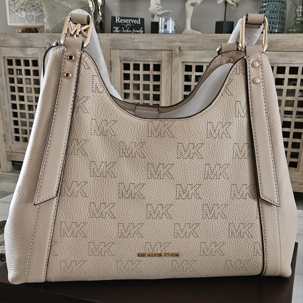 NWT Michael Kors Beige Perforated Arlo Shoulder Bag
